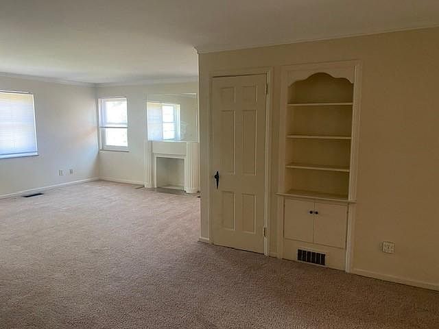 1st image of 1646 Elmwood Ave #D
