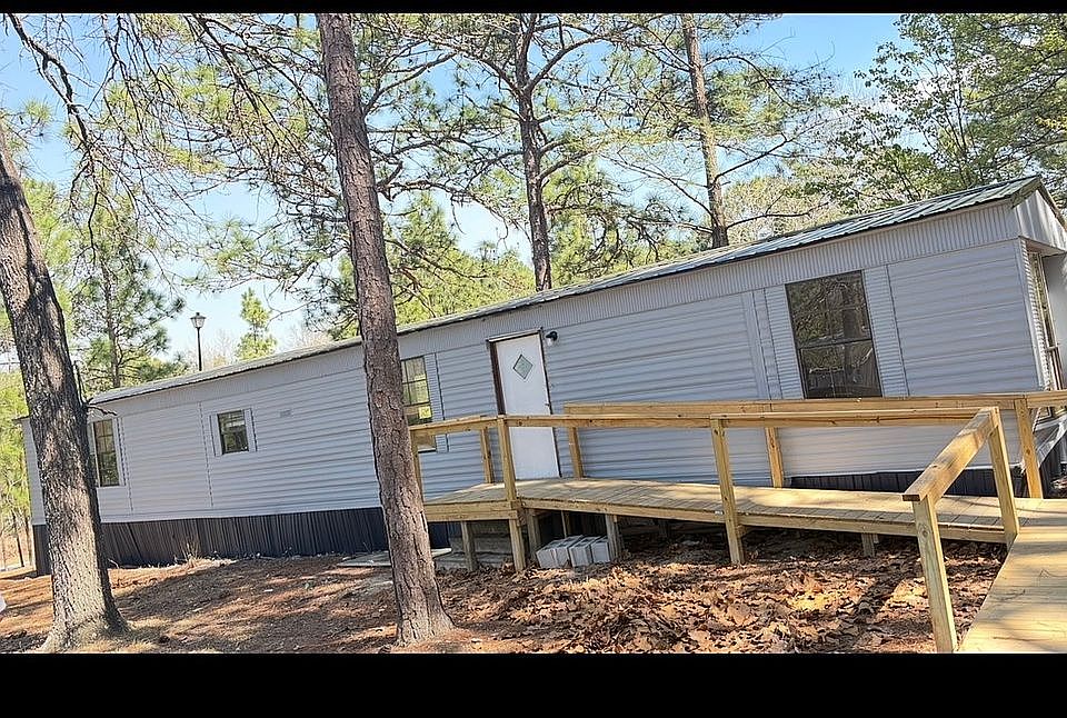 1st image of 239 Rambeaut Rd