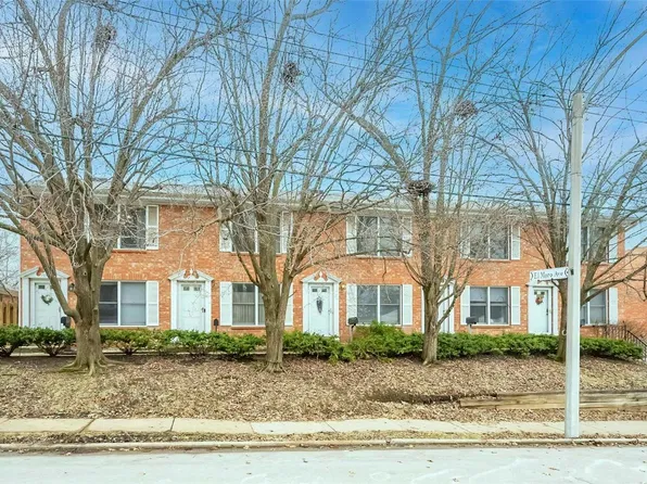 1528 Yale Ave, Saint Louis, MO 63117