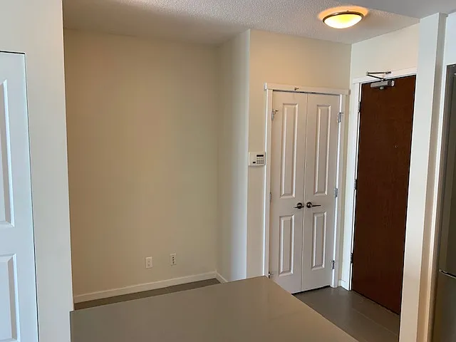 3102 Windsor Gate #903 — Photo 13