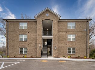 1718 Sherwood St #3A, Greensboro, NC 27403