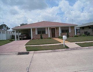 1st image of 4524 Chantilly Dr