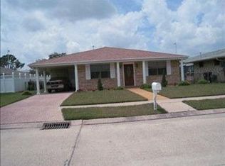 4524 Chantilly Dr, New Orleans, LA 70126