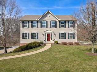 153 Lori Rd, Gibsonia, PA 15044