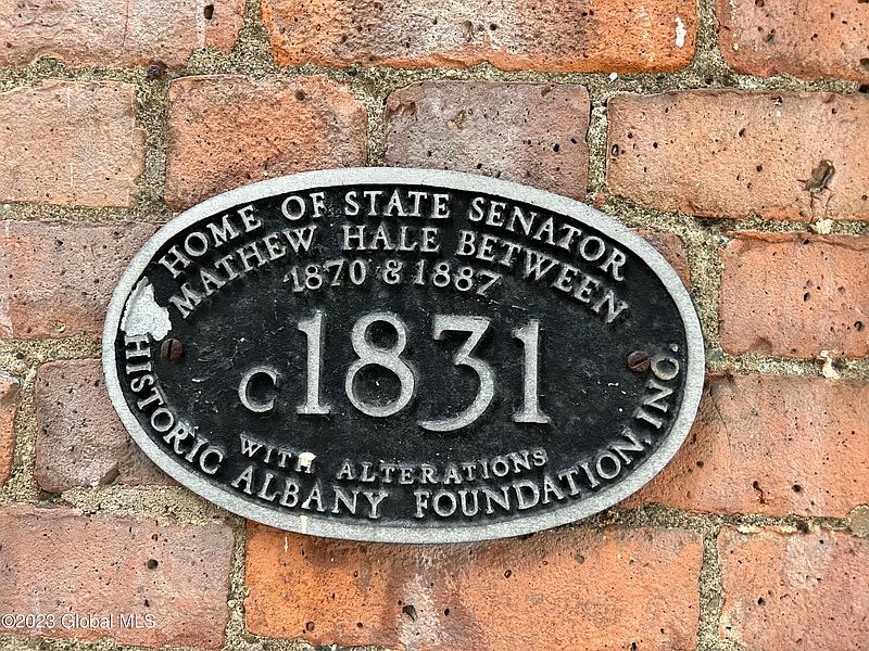 2nd image of 54 S Swan Street # G