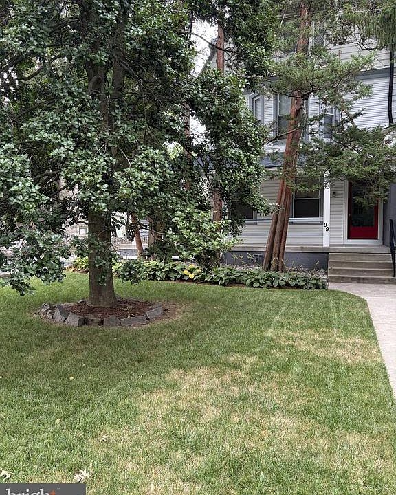 1st image of 99 S Lansdowne Ave D