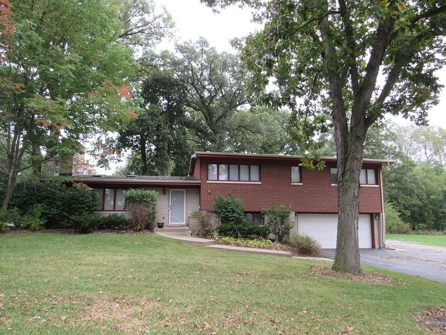 1st image of 6533 Woodlane Dr