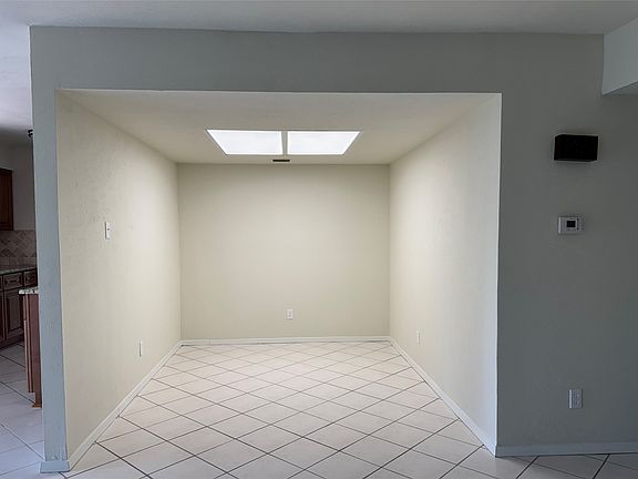 5th image of 2818 Gayle Dr