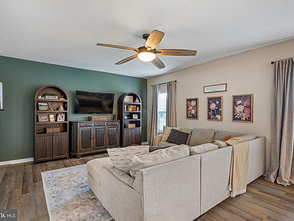 5th image of 45 Stoney Creek Ln