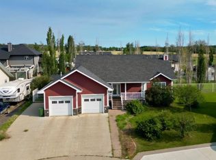 11106 S 107th Ave, Mackenzie County, AB T0H 2H0