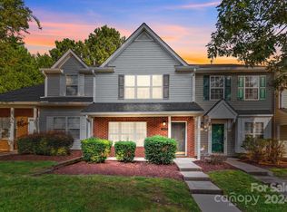 3012 Mayer House Ct, Charlotte, NC 28214