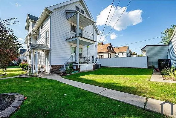 3 bed, $1,638 — Photo 4