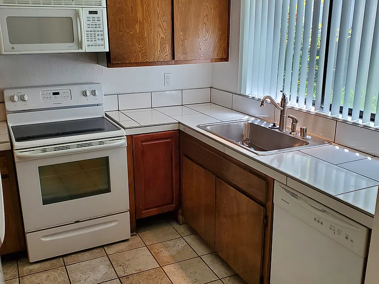 4085 Crystal Dawn Ln #104 — Photo 11