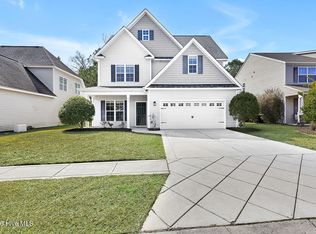 173 N Palm Dr, Winnabow, NC 28479