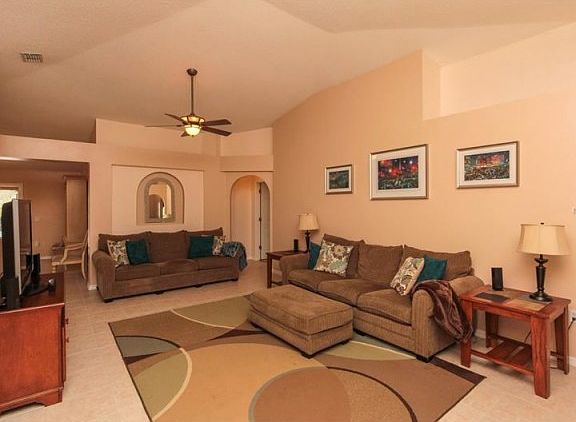 3rd image of 31447 Loch Aline Dr