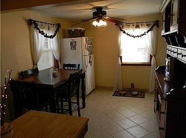 3rd image of 203 Burns Ave