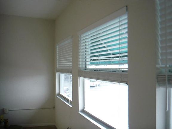 5th image of 1950 59th Ave N APT 218