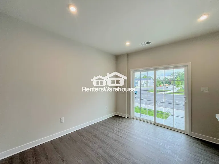 202 Reids Place Dr — Photo 12