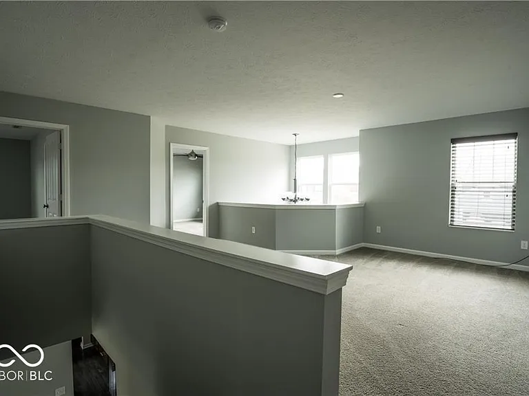 15665 Eastpark Dr — Photo 34