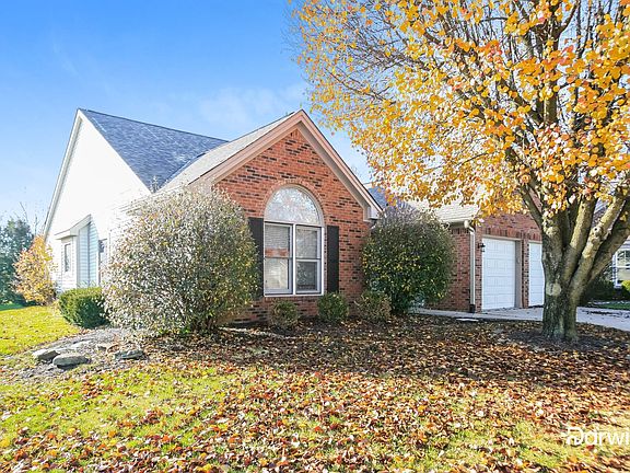 2nd image of 10749 Oyster Bay Ct