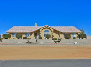 20344 Pah Ute Rd, Apple Valley, CA 92308