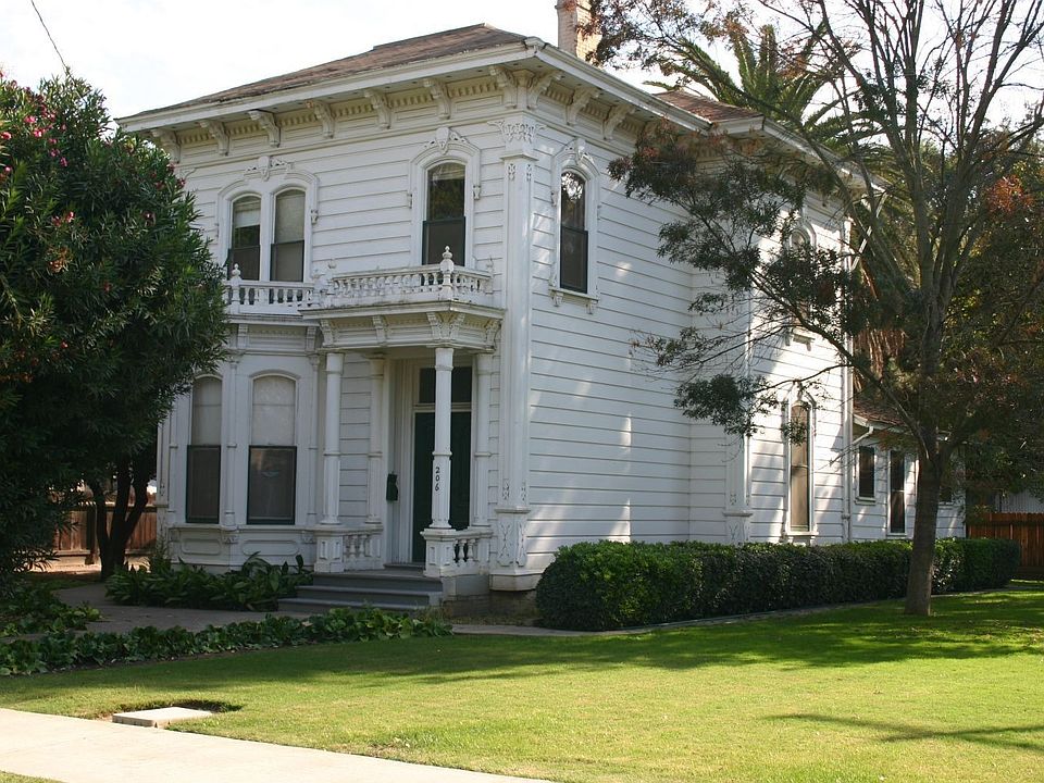 Rare 1873 Italianate Victorian on .26 acre lot