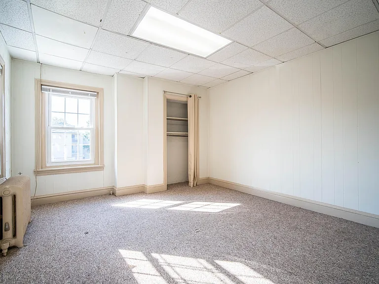 126 W Market St #4 — Photo 20