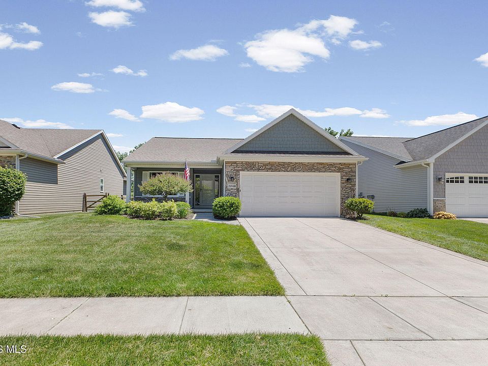 1st image of 2048 Oakside Rd