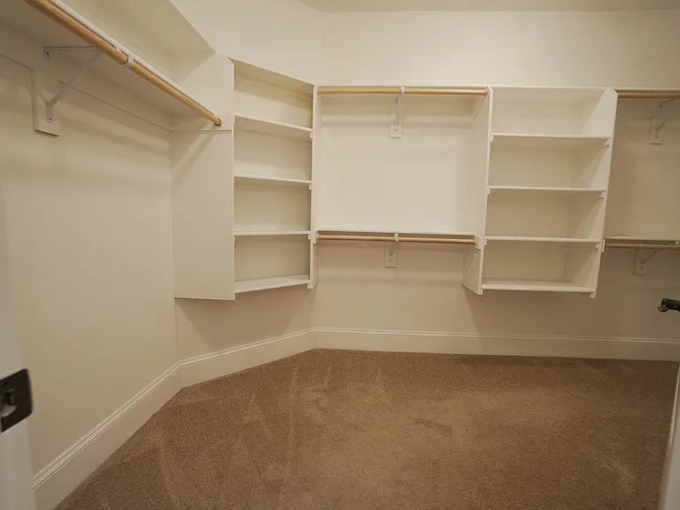 9706 SE Hillcrest Rd — Photo 35