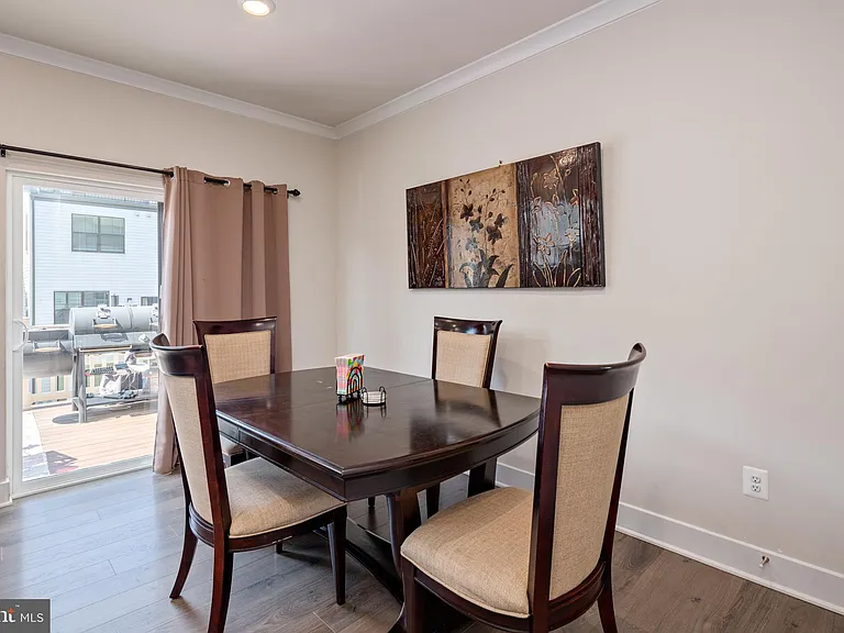 618 Chalcedony Ln — Photo 23