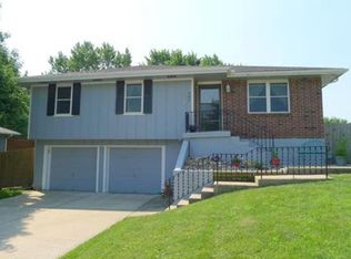 507 NE 98th Ter, Kansas City, MO 64155