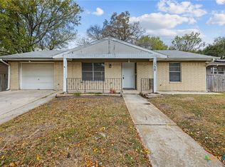 1228 Meadow Dr, Killeen, TX 76549