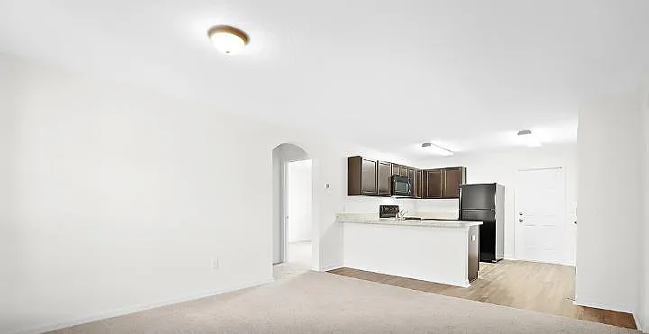 27000 Mary Ave — Photo 6