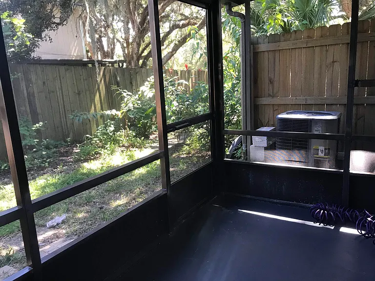 615 Bowers Ct — Photo 8