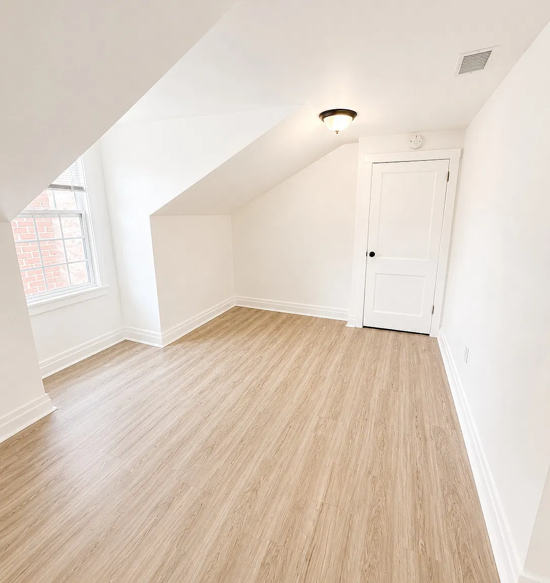 2 bed, 1125 sqft, $1,445 — Photo 3