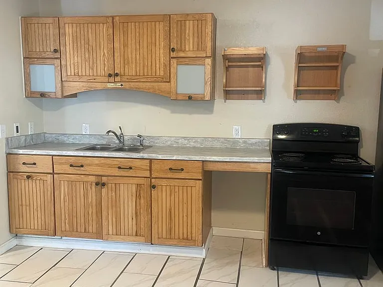 714 Washington Ave #1 — Photo 5
