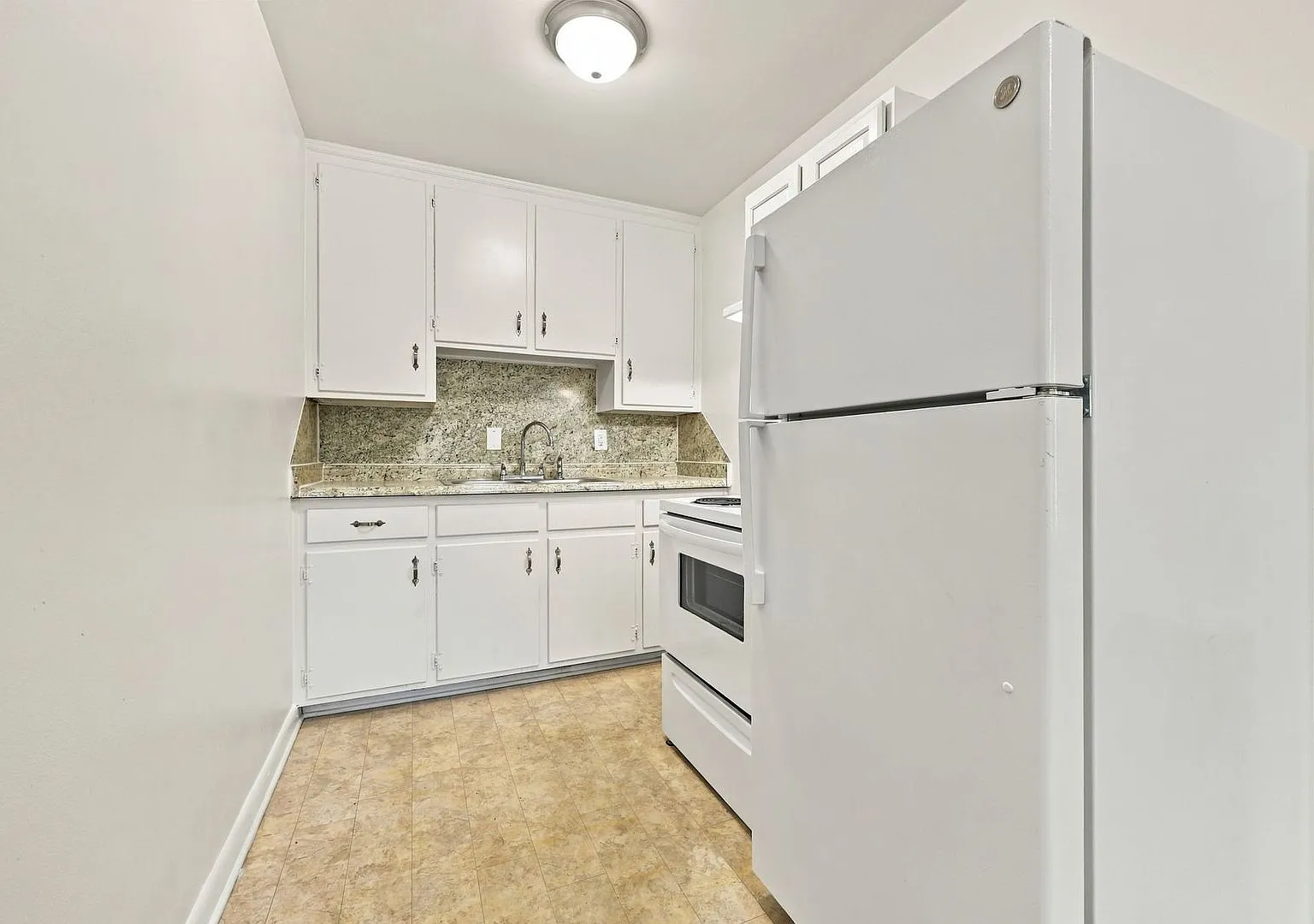 1803 House Avenue — Photo 3