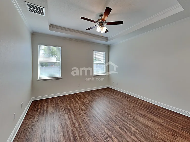 1149 Sky Lakes Dr — Photo 15