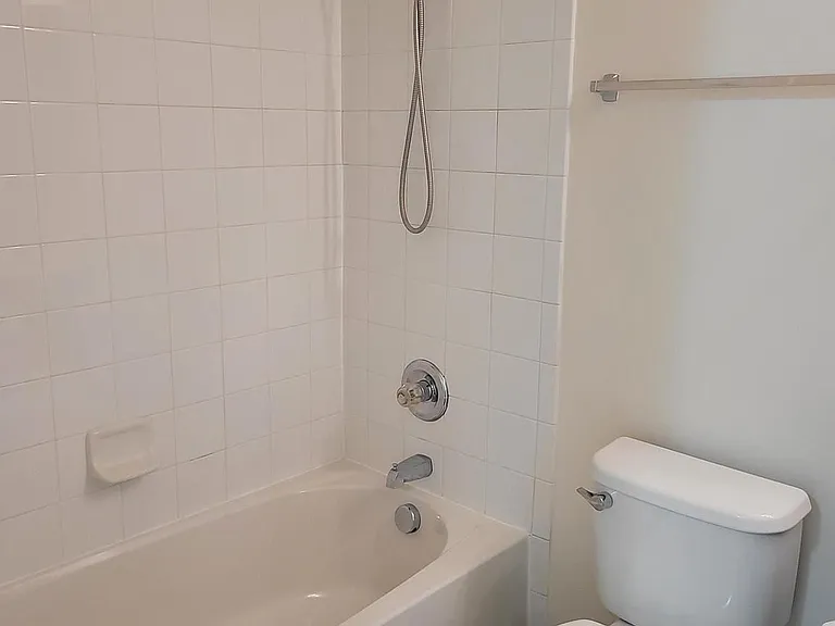 25117 Sweet Myrtle Sq — Photo 38