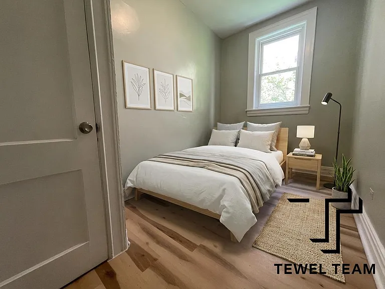 313 W 78th St #3R — Photo 7