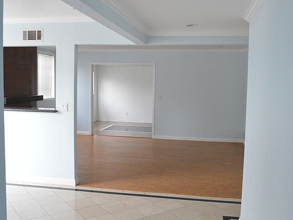 3rd image of 4160 Grace Ave