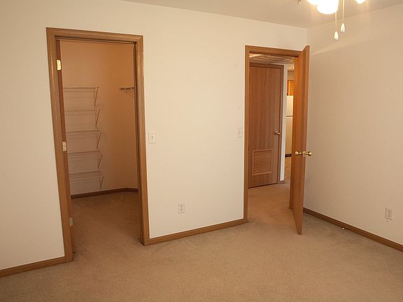 2nd image of 4105 W Hollow Creek Dr #4209-302