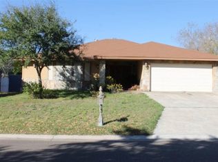204 Blue Bonnet Ln, Laredo, TX 78046
