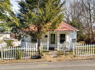 101 S Kilgore St, Athens, TN 37303