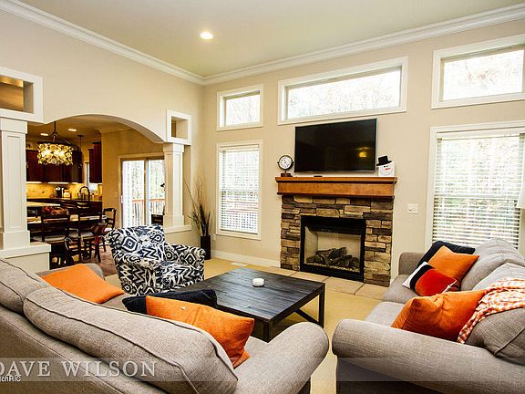 3rd image of 5536 Hagenvale Ct NE