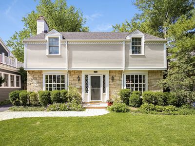 2106 Greenwood Ave, Wilmette, IL, 60091