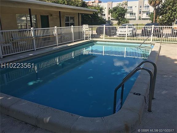 5th image of 3252 NE 13th St APT 7