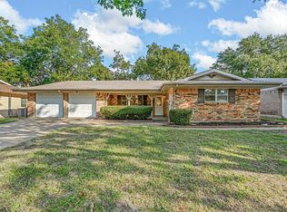 408 Bob St, Hurst, TX 76053
