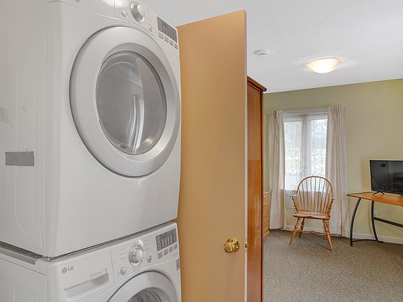 2nd image of 10 Alsop Rd