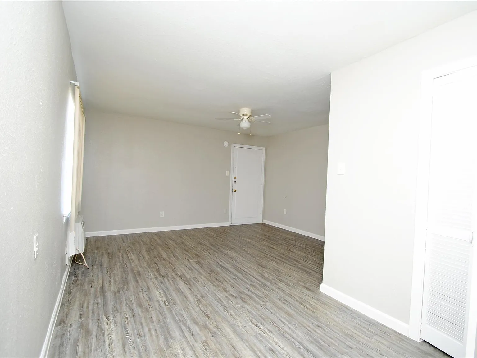 1 bed, 1.0 bath, 650 sqft, $950 — Photo 4